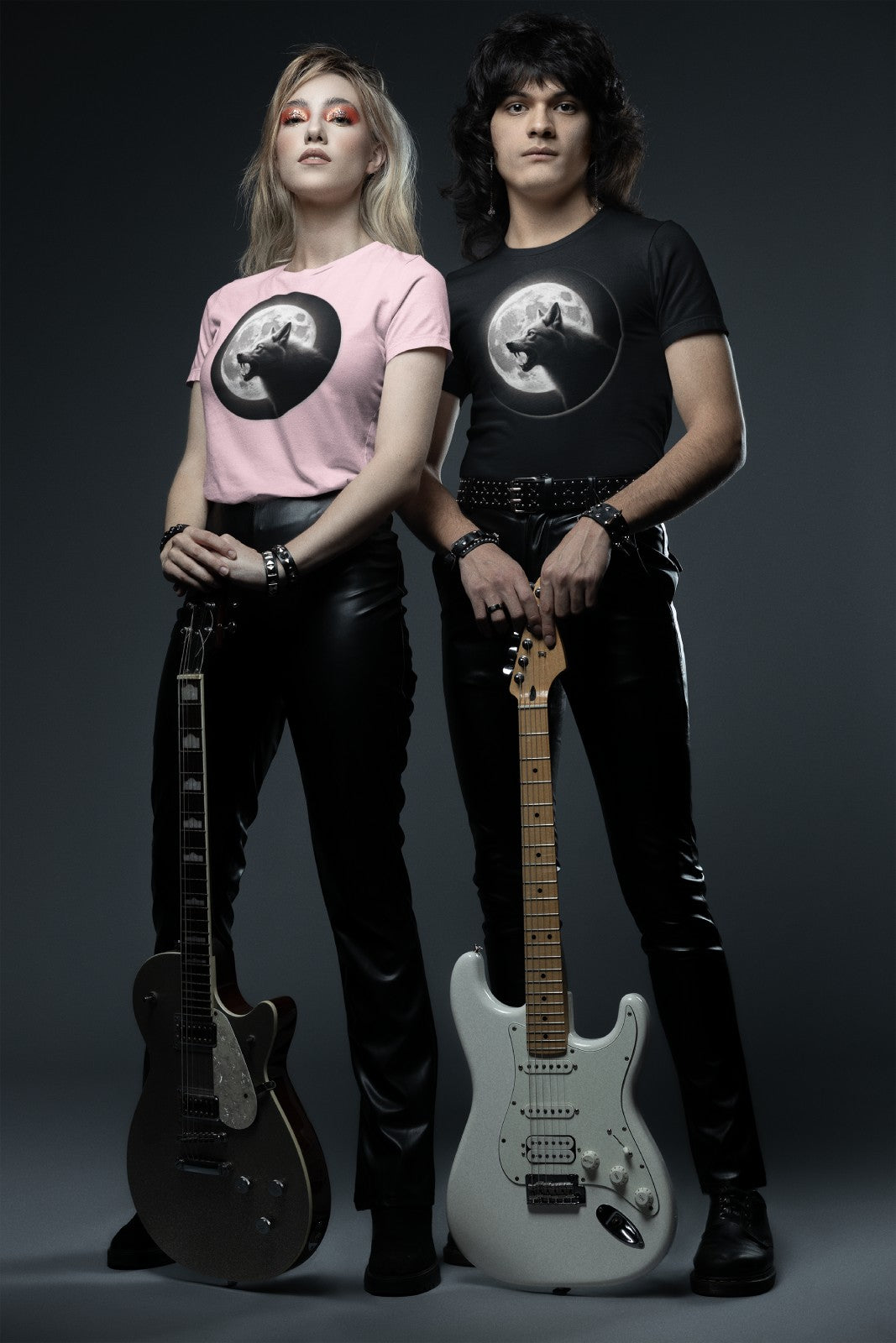 Howl to the Moon - unisex - Black / White / Navy / Soft Pink