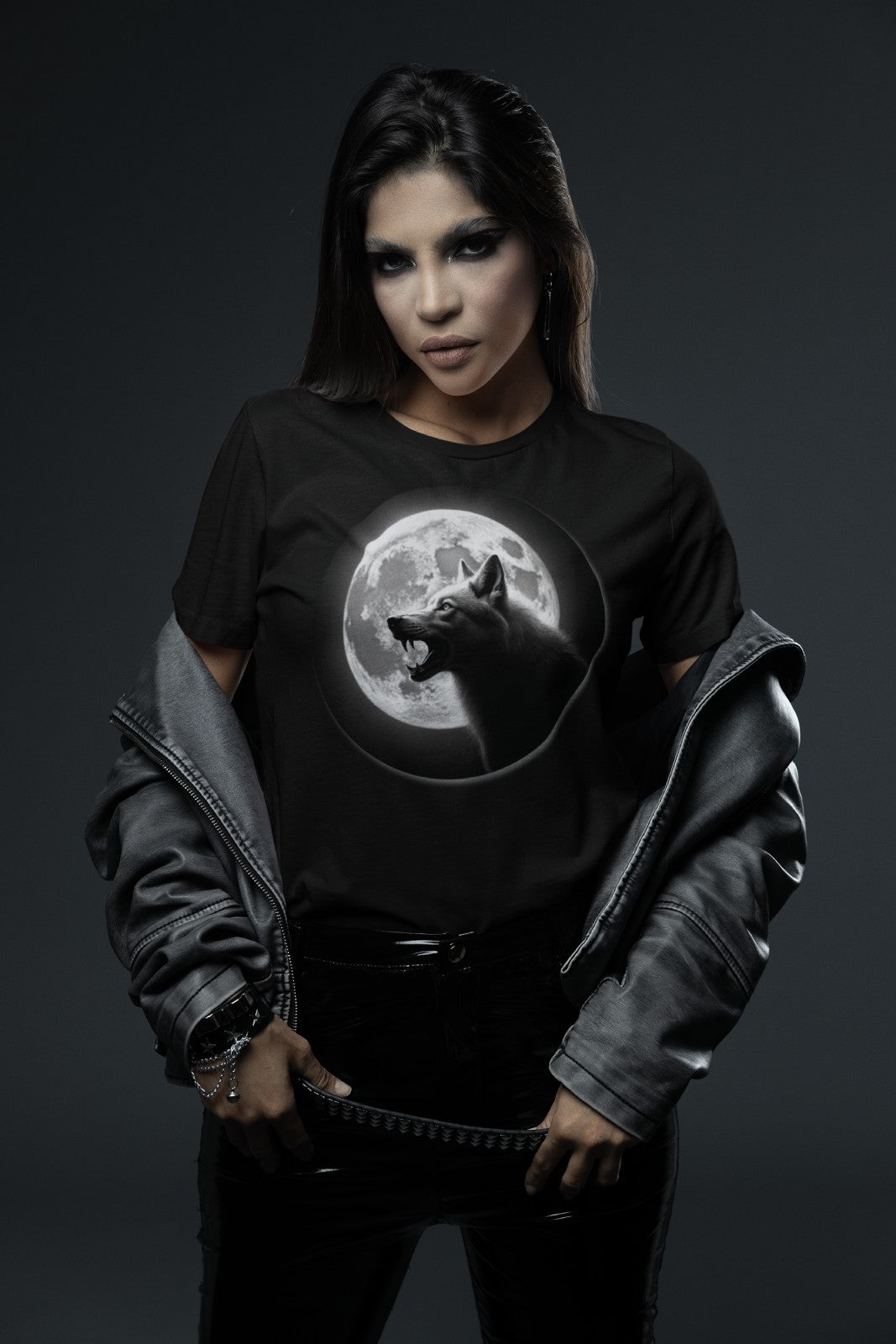 Howl to the Moon - unisex - Black / White / Navy / Soft Pink